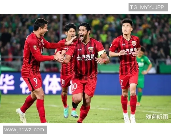 上海上港迎战恒丰期待精彩对决双方球员状态回暖争夺胜利荣耀 上海上港迎战恒丰期待精彩对决双方球员状态回暖争夺胜利荣耀