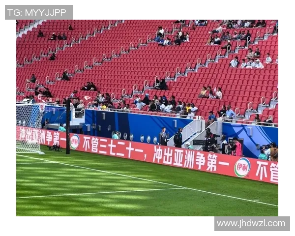 国足与卡塔尔激战正酣直播盛况回顾与精彩瞬间分析 国足与卡塔尔激战正酣直播盛况回顾与精彩瞬间分析