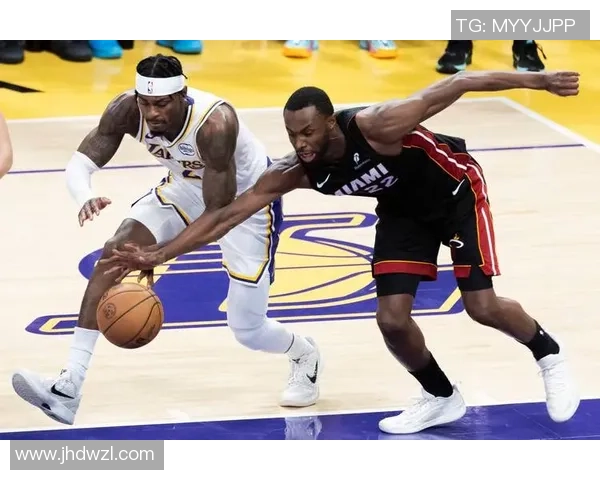 湖人对热火季后赛精彩回顾全场录像分析与精彩瞬间集锦